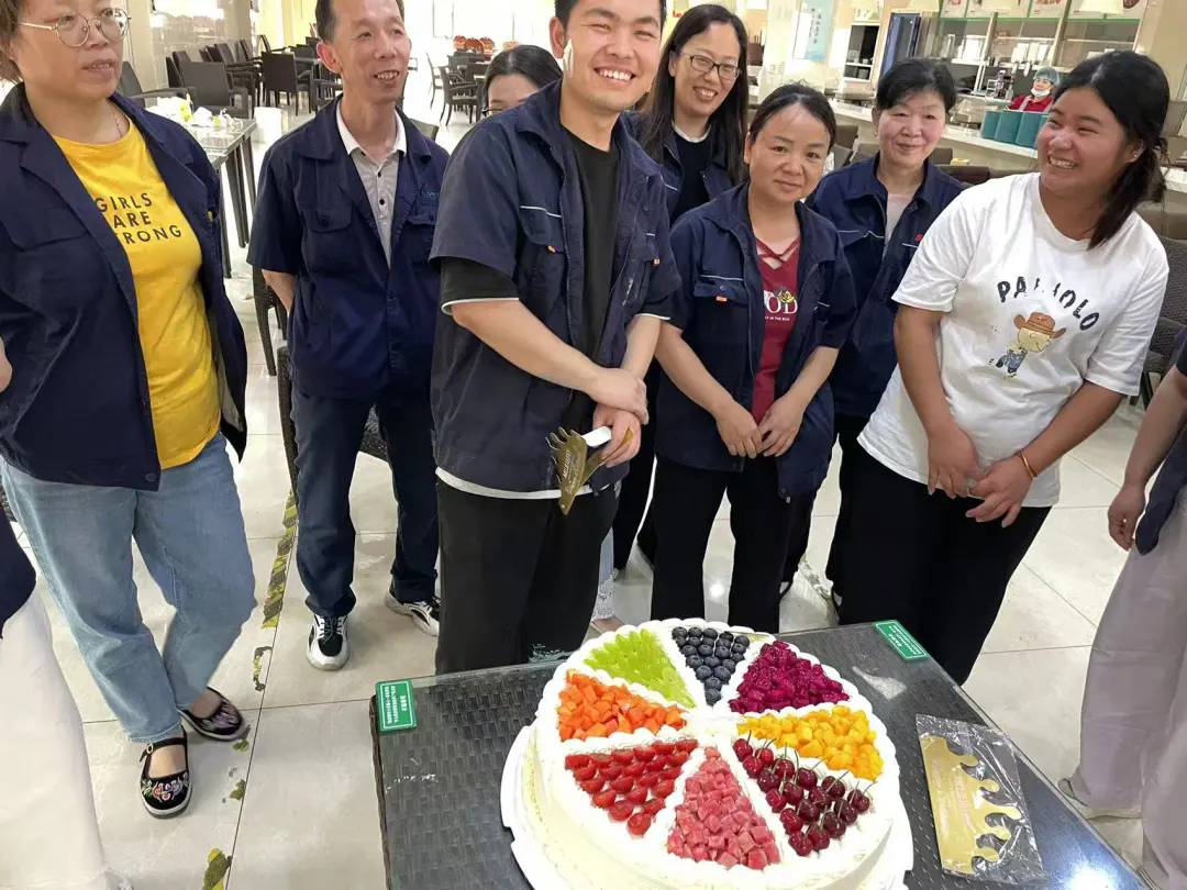 麥點(diǎn)彩印 5 月員工生日會(huì) | 粽情端午，“香” 遇美好時(shí)光